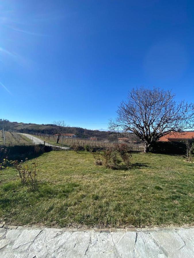 Bed & Breakfast Cascina Beatrice Rodello Exterior photo